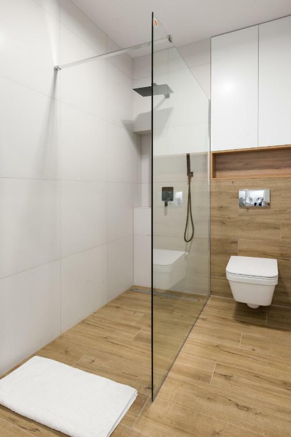 Old Town, Kazimierz, Large Luxurious, 2 Bedroom 2 Bathroom, Airco Краків